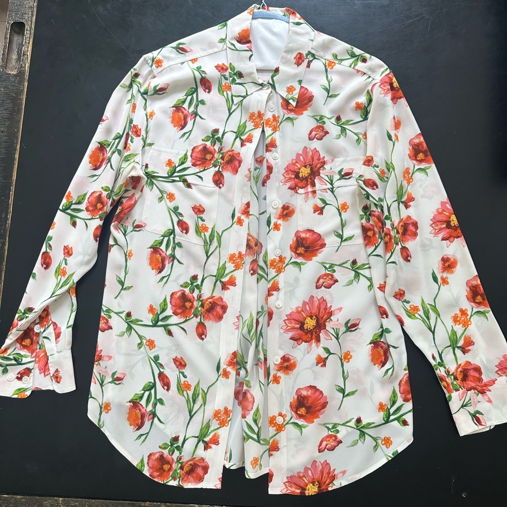 Equipment button down